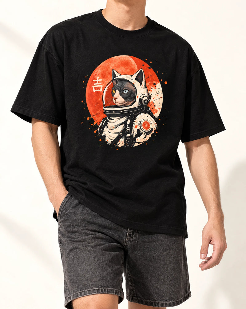 Japanese Minimalist 1950s Retro Space Pet Good Luck Kanji Tshirt